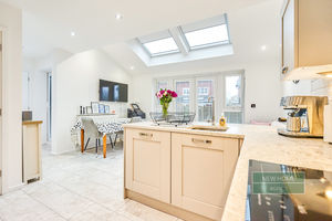 Photo 27- click for photo gallery